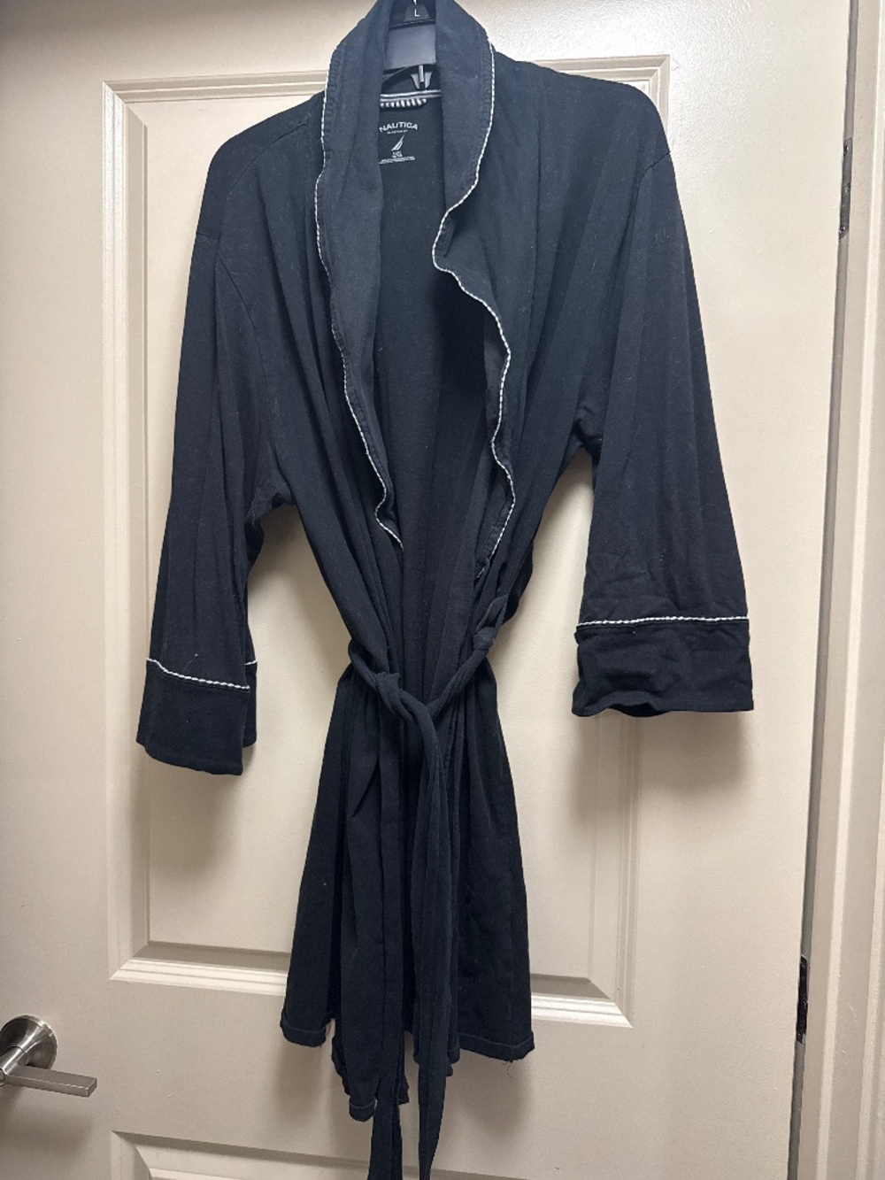 Nautica Unisex Black Robe size L/XL